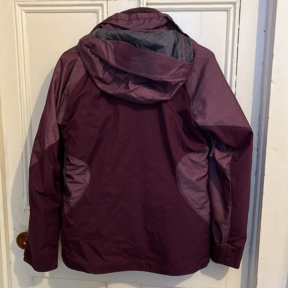 Columbia Women’s Interchange 3-in-1 Ski Jacket - Picture 3 of 14